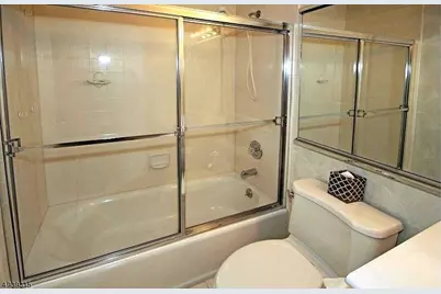 21 Sherwood Dr #21, Mountain Lakes, NJ 07046 - Photo 15