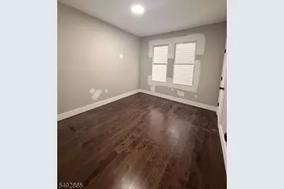 69 Brookdale Ave #2L, Newark, NJ 07106 - Photo 1