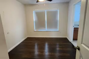 532 Great Beds Ct, Perth Amboy, NJ 08861 - Photo 7