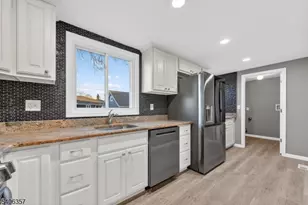 28 Madison Ave, Woodbridge Township, NJ 07001 - Photo 13