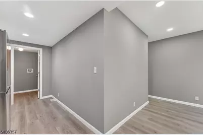 28 Madison Ave, Woodbridge Township, NJ 07001 - Photo 15