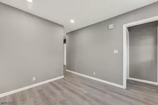 28 Madison Ave, Woodbridge Township, NJ 07001 - Photo 9