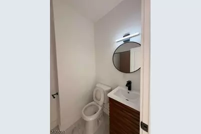 69 Brookdale Ave #3L, Newark, NJ 07106 - Photo 7