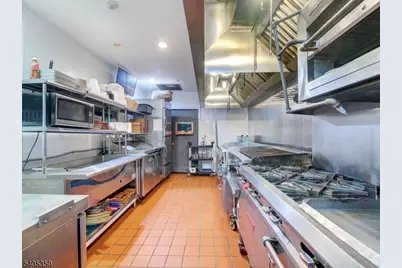 78 E Cherry St, Rahway, NJ 07065 - Photo 13