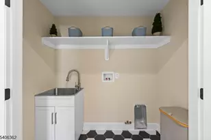 151 Little Falls Rd, Cedar Grove, NJ 07009 - Photo 29