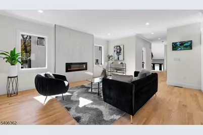 151 Little Falls Rd, Cedar Grove, NJ 07009 - Photo 17