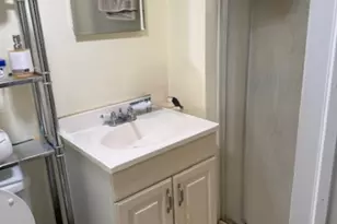 2745 Vauxhall Rd, Union Township, NJ 07083 - Photo 17