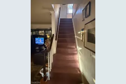 2745 Vauxhall Rd, Union Township, NJ 07083 - Photo 3