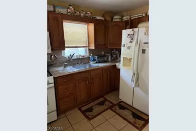 2745 Vauxhall Rd, Union Township, NJ 07083 - Photo 15