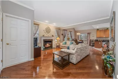 107 Samson Dr, Raritan Township, NJ 08822 - Photo 3