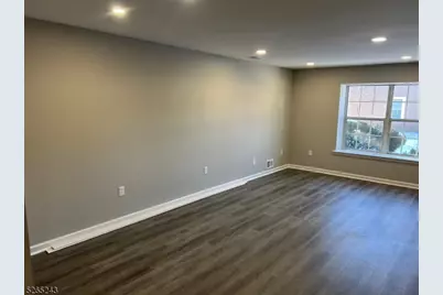 23 Nottingham Way, Franklin Township, NJ 08873 - Photo 3