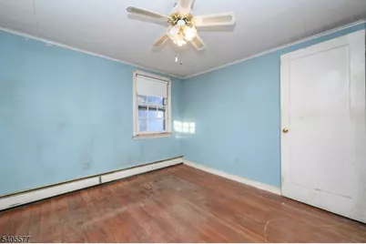 49 Navajo Ave, Parsippany, NJ 07034 - Photo 17