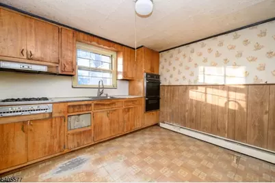 49 Navajo Ave, Parsippany, NJ 07034 - Photo 9