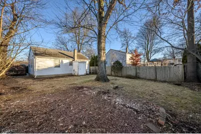 49 Navajo Ave, Parsippany, NJ 07034 - Photo 19