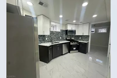 13 Vermont Ave, Newark, NJ 07106 - Photo 1