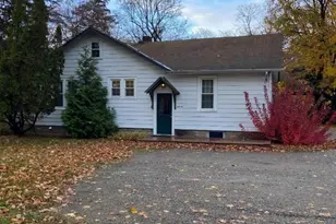 492 Dogwood Ln, Pequannock Township, NJ 07444 - Photo 1