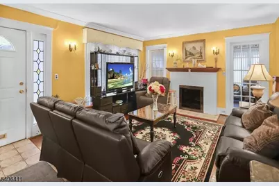 110 Gourley Ave, Clifton, NJ 07013 - Photo 5