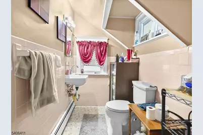 110 Gourley Ave, Clifton, NJ 07013 - Photo 21