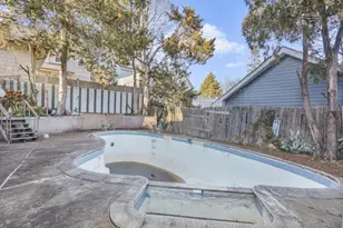 110 Gourley Ave, Clifton, NJ 07013 - Photo 27