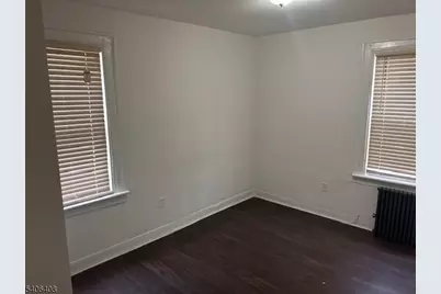 185 Goldsmith Ave, Newark, NJ 07112 - Photo 11