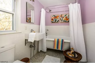 124 Essex Ave, Glen Ridge, NJ 07028 - Photo 27