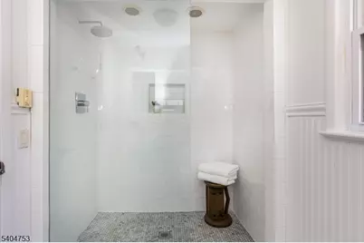 124 Essex Ave, Glen Ridge, NJ 07028 - Photo 13