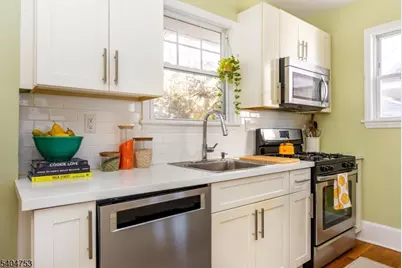 124 Essex Ave, Glen Ridge, NJ 07028 - Photo 21