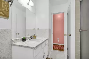 213 Myrtle Ave, Scotch Plains Township, NJ 07076 - Photo 15