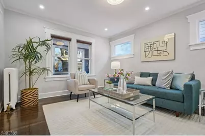 32 Edgewood Rd, Glen Ridge Boro Twp., NJ 07028 - Photo 5