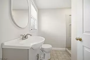 34 W Lawn Rd, Livingston, NJ 07039 - Photo 33