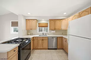 34 W Lawn Rd, Livingston, NJ 07039 - Photo 11