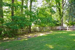 17 Wellington Rd, Livingston, NJ 07039 - Photo 19