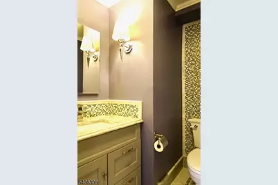 17 Wellington Rd, Livingston, NJ 07039 - Photo 7