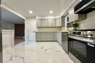 117 Vivian Ave, Emerson, NJ 07630 - Photo 7