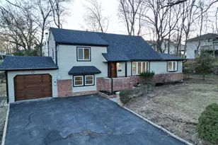 117 Vivian Ave, Emerson, NJ 07630 - Photo 1