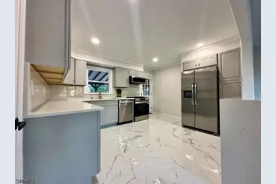 117 Vivian Ave, Emerson, NJ 07630 - Photo 5