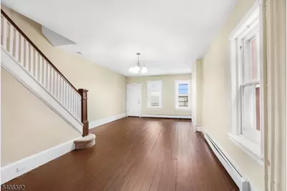 21 Short St, Trenton, NJ 08618 - Photo 5