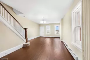 21 Short St, Trenton, NJ 08618 - Photo 5