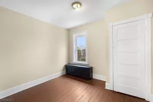 21 Short St, Trenton, NJ 08618 - Photo 9