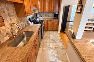 21 Rowe St, Bloomfield, NJ 07003 - Photo 5