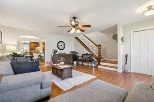 21 Rowe St, Bloomfield, NJ 07003 - Photo 9