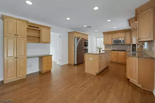 13 Knollwood Trail E, Mendham Township, NJ 07945 - Photo 11