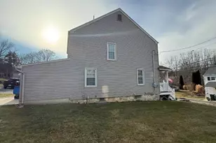 36 Willow Ave, Bloomsbury, NJ 08804 - Photo 3