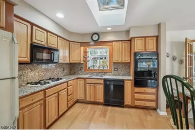 100 Grand Ave, Hanover Township, NJ 07927 - Photo 13