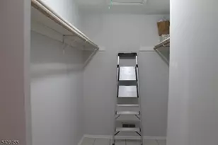 55 Crabapple Ln, Franklin Township, NJ 08823 - Photo 17