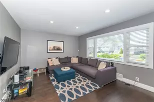 98 Scoles Ave, Clifton, NJ 07012 - Photo 7