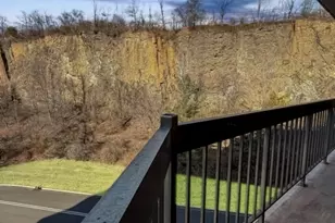 10 Smith Manor Blvd, West Orange Township, NJ 07052 - Photo 17