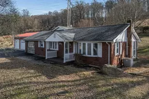 224 Bellis Rd, Holland Township, NJ 08848 - Photo 1