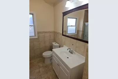 73 Linden Ave #1, Elmwood Park, NJ 07407 - Photo 13