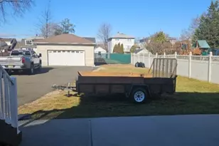 73 Linden Ave, Elmwood Park, NJ 07407 - Photo 3